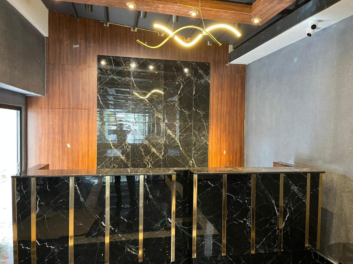 Istanblu Hotel Atasehir Istanbul Exterior foto
