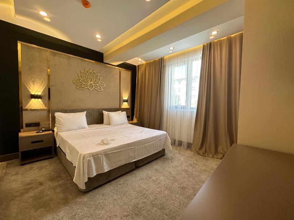 Istanblu Hotel Atasehir Istanbul Exterior foto